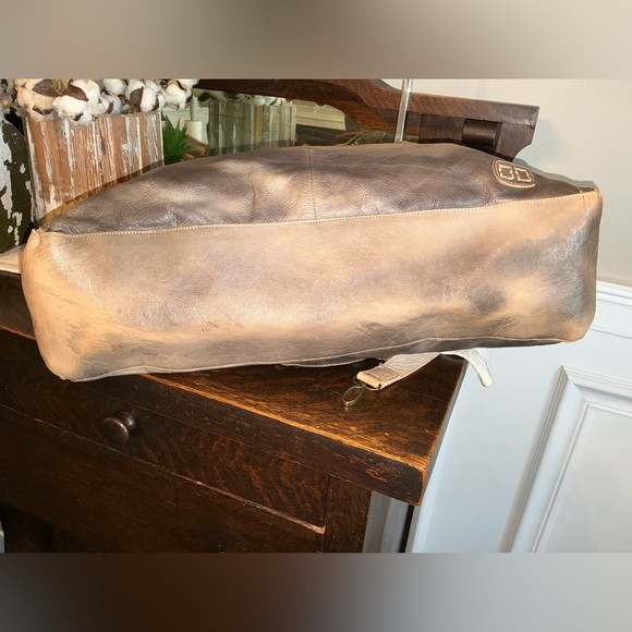 NWOT Bed Stu Leather Rockaway Shoulder Bag Crossbody Tote Taupe Driftwood $345 - Picture 7 of 13